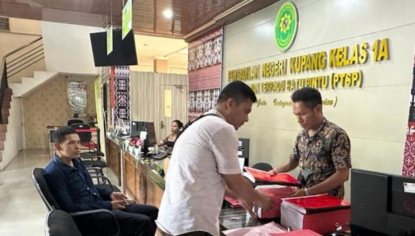 JPU Limpahkan 504 Item Barang Bukti Perkara Korupsi BPBD Kabupaten TTU ke Pengadilan Tipikor