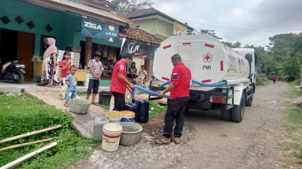 Enam Kecamatan di Kabupaten Sukabumi Dilanda Krisis Air Bersih, PMI: Terdampak Kekeringan