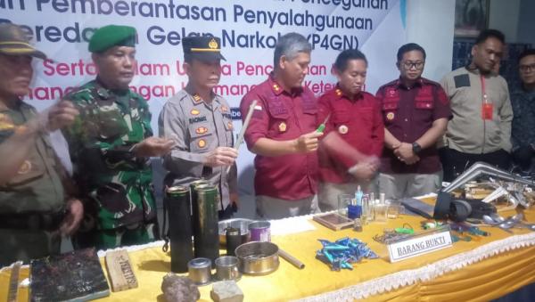 Lapas Kelas II B Garut Sidak Gabungan Ke Kamar Hunian Warga Binaan