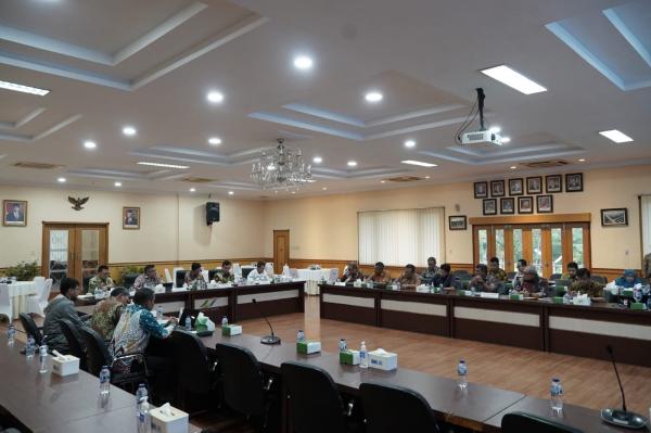Komisaris Utama Holding Perkebunan Nusantara Apresiasi Keberhasilan PTPN IV