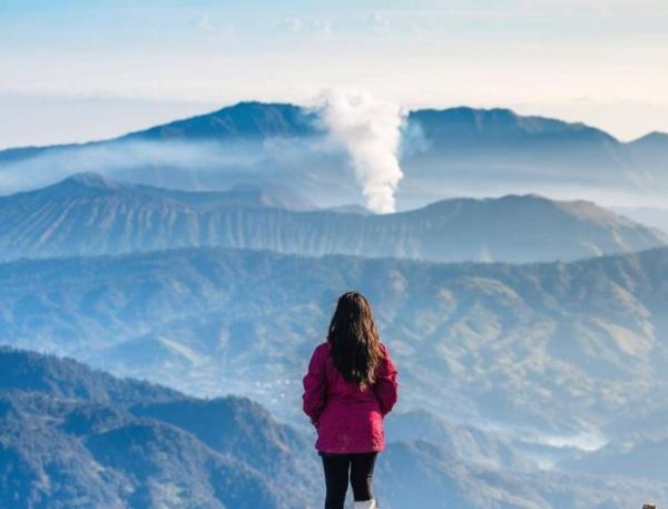 3 Gunung Tertinggi di Dunia dengan Pemandangan Lautan Awan, Anda Berani Hiking?
