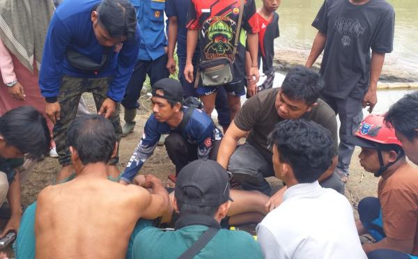 Diduga Tak Bisa Berenang, Seorang Siswa SMP Tewas Tenggelam di Sungai Ciputrahaji Ciamis