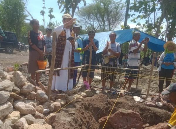 Hari Ini, Peletakan Batu Pertama  Pembangunan Kapela di Benpasi TTU  oleh Ormas Beta Timor