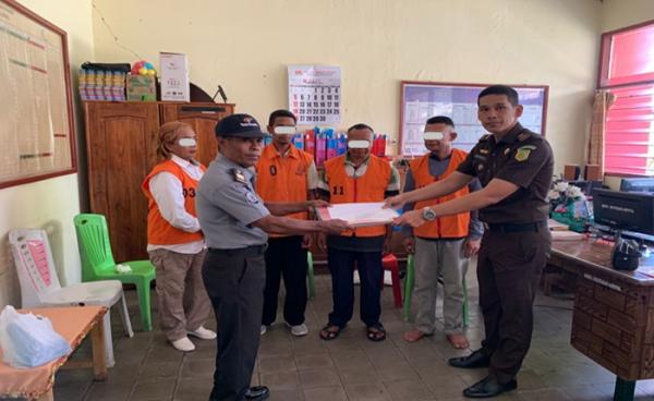 Jaksa Pindahkan Tahanan Terdakwa Korupsi BPBD Kabupaten TTU dan Desa Letneo ke Rutan Kupang