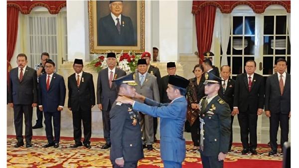 Resmi, Presiden Jokowi Lantik Maruli Simanjuntak Sebagai KSAD