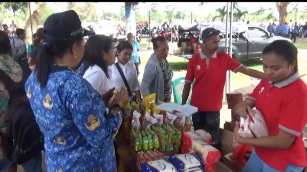 Pasar Murah Meriahkan Peringatan HUT Korpri ke-52 di Kabupaten Timor Tengah Utara