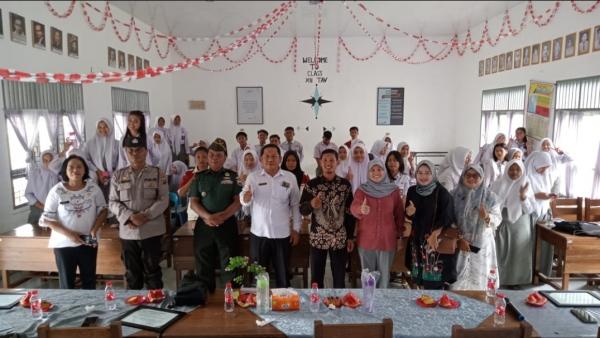 Alween Ong Motivasi Pelajar SMKN 1 Sipispis untuk Jadi Wirausaha 