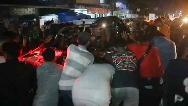 5 Kendaraan Tabrakan Beruntun di Jalan Solo-Sragen, 1 Orang Tewas