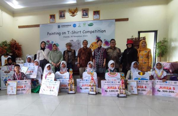 34 Sekolah Dasar se-Kecamatan Cikande Ikuti Lomba Melukis Kaos Bersama LamiPak Indonesia