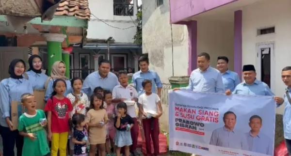 Partai Gerindra Cianjur Berbagi Nasi Kotak dan Susu Gratis di Hari Pertama Jadwal Kampanye