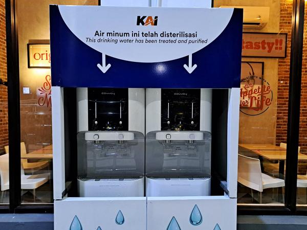Nataru, KAI Cirebon Sediakan Isi Ulang Air Minum Gratis di Stasiun