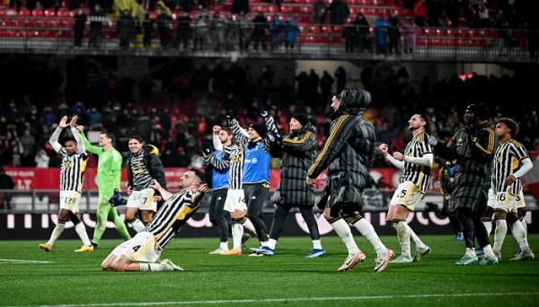 Hasil Bola Tadi Malam: Juventus Rebut Puncak Klasemen, Ronaldo Cs Dibantai Al Hilal