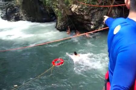 Diduga Terpeleset saat Swafoto, 2 Remaja Asal Cilegon Tewas Tenggelam di Air Terjun Cinoyong Carita
