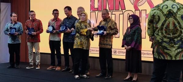 Keren! Bank Indonesia Tegal Raih Penghargaan dari Kementerian Perindustrian