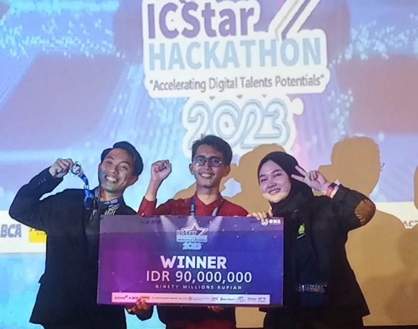 Kalahkan Tim Malaysia, Mahasiswa Polindra Juara di Ajang Icstar Hackathon Internasional 2023