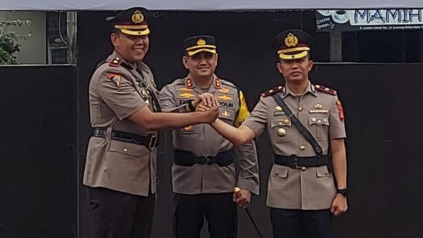 Sertijab Wakapolres Tasikmalaya Kota, Kompol Dhoni Erwanto Pindah Tugas ke Garut Digantikan Rizki SA