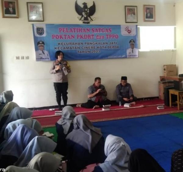 Kapolsek Cinere Gelar Sosialisasi Pencegahan Kekerasan Dalam Rumah Tangga