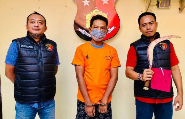 Tagih Utang Pakai Celurit, Debt Collector Ditangkap Polisi
