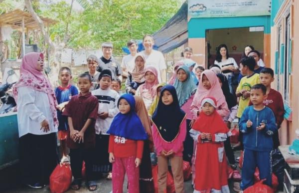 Yayasan Ruang Aksara Pengetahuan berikan Pendidikan Gratis di Link Kelurahan Tamansari Pulomerak