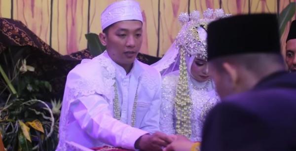 8 Keutamaan Menikah dalam Islam, Bersyukur atas Nikmat Allah