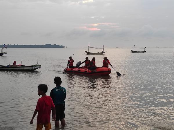 Tim SAR Gabungan Lanjutkan Pencarian Korban Jatuh ke Laut di Pantai Popole Labuan di Hari Kedua