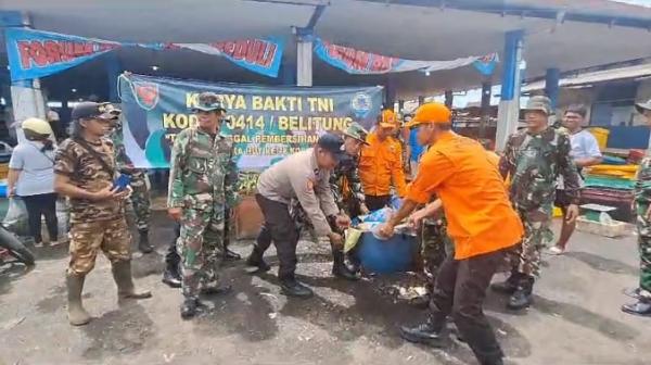 Kodim 0414 Belitung Karya Bhakti Bersihkan Pasar Inpres Tanjung Pandan