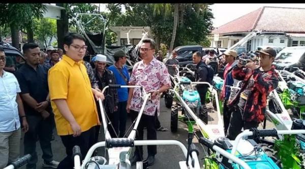 Dorong Produktifitas Petani di Kabupaten Bogor, Komisi IV DPR RI Bantu Alat Pertanian