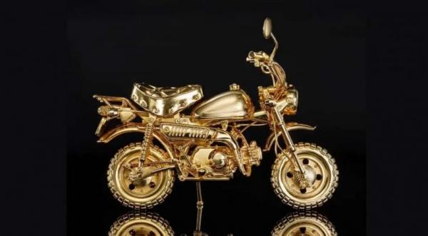 Miniatur Honda Monkey Terbuat dari Emas, Dijual lebih Mahal dari Motor Aslinya