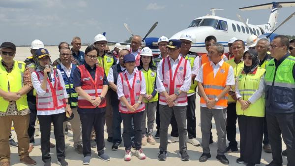 Bandara Dhoho Kediri Siap Operasi Februari 2024 Menteri Perhubungan Tinjau Proses Kalibrasi