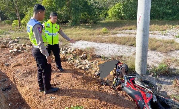 Pengendara Sepeda Motor Asal Jepara Tewas Laka Tunggal di Mirang Belitung Timur