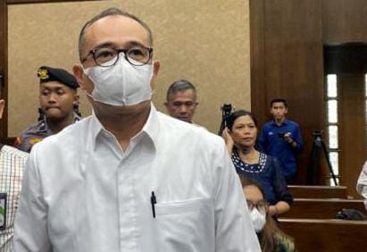 JPU Tuntut Eks Pejabat Ditjen Pajak Kemenkeu Rafael Alun 14 Tahun Penjara