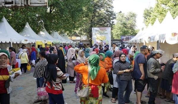 Pasar Murah di Antapani Bandung Torehkan Omzet Penjualan Sangat Tinggi