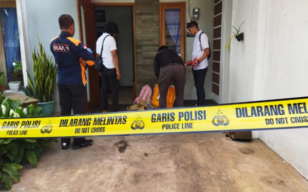 2 Orang Ditemukan Tewas Luka Sayatan, 1 Kondisi Kritis Tergeletak di dalam Rumah di Pakis Malang