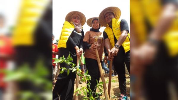 Komitmen Bangun Daerah, Bakal Calon Bupati Mubar Darwin Launching Program Petani Keren