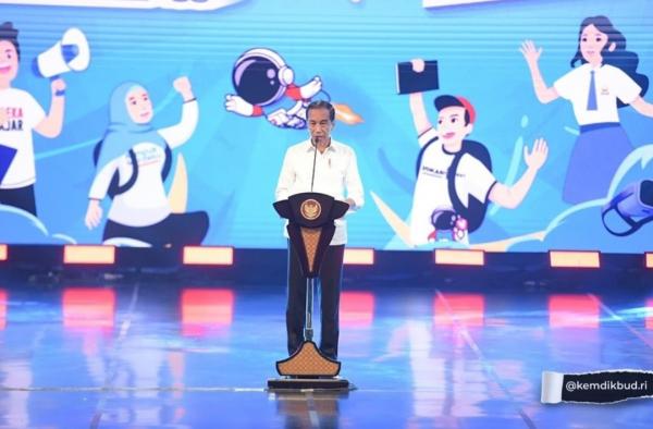 Presiden Jokowi Hadiri Pembukaan Gelaran Vokasifest x Festival Kampus Merdeka 2023