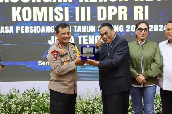 Komisi III DPR RI Datangi Polda Jateng, Kapolda Berberkan Pengamanan Pemilu 2024