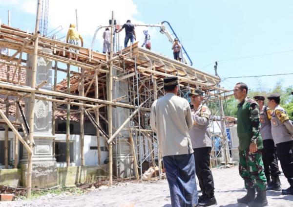 Alhamdulillah, Polres Grobogan Bantu 5 Truk Ready Mix Untuk Pembangunan Masjid di Nambuhan