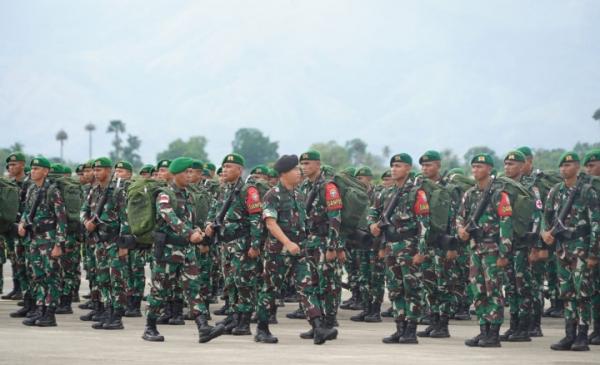 Kasum TNI Lepas Keberangkatan Prajurit Satgas Yonif 116/GS  ke Wilayah Papua