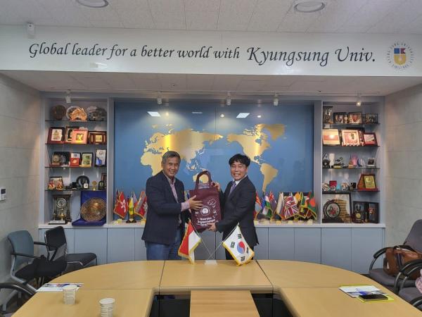 Setelah Portugal dan Spanyol, Unsika Kini Gandeng Universitas di Korea Selatan