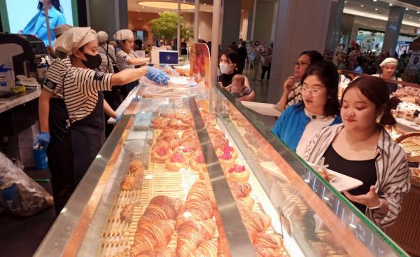 Paris Baguette Buka Gerai di Surabaya, Sajikan Aneka Pastry hingga Ragam Minuman Segar