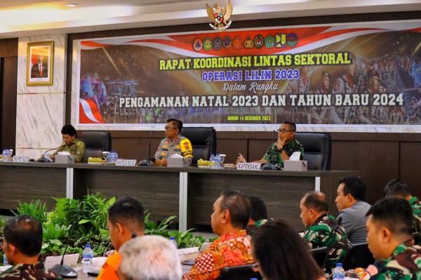 Pemprov Maluku Siapkan 7.127 Linmas dan Satpol PP Bantu Pengamanan Natal dan Pemilu 2024