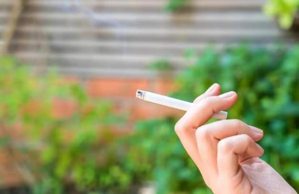 Remaja di Indonesia Habiskan Rp200.000 Per Minggu untuk Membeli Rokok