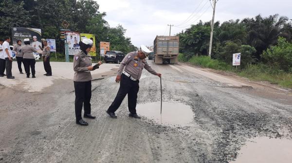 Jelang Nataru, Jalan Kabupaten Segera Diperbaiki