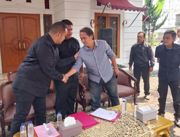 Luar biasa Kang Arief Rachman Maafkan Pelaku Perusakan Baligo