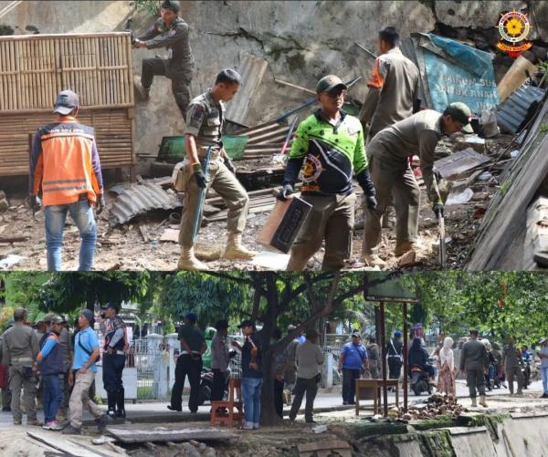 Satpol PP Kota Depok Tertibkan Bangunan Liar yang Tutupi Situs Cagar Budaya Sumur 7 Beji