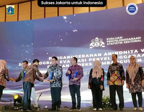 Pemprov DKI Jakarta Raih Predikat Terbaik Kedua Dalam Penghargaan Anindhita Wistara Data dari BPS R