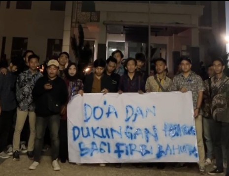 Sejumlah Mahasiswa di Cirebon Dukung Praperadilan Ketua KPK Non Aktif Firli Bahuri