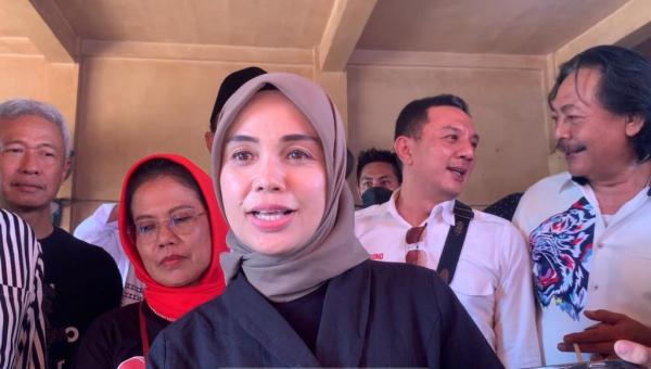 Siti Atikoh Galang Dukungan Emak-Emak di Ponorogo: Mereka Itu Militan