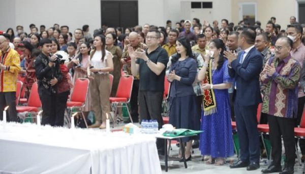 Hadiri Ibadah Natal di Tangerang, HT Sebut Hidupnya untuk Pelayanan