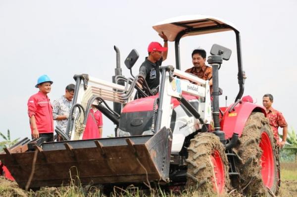 Genjot Produktivitas Pertanian UPLAND Project Sumbang Alsintan Untuk Petani
